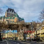 Le 908, Suberbe Condo Neuf Avec Piscine