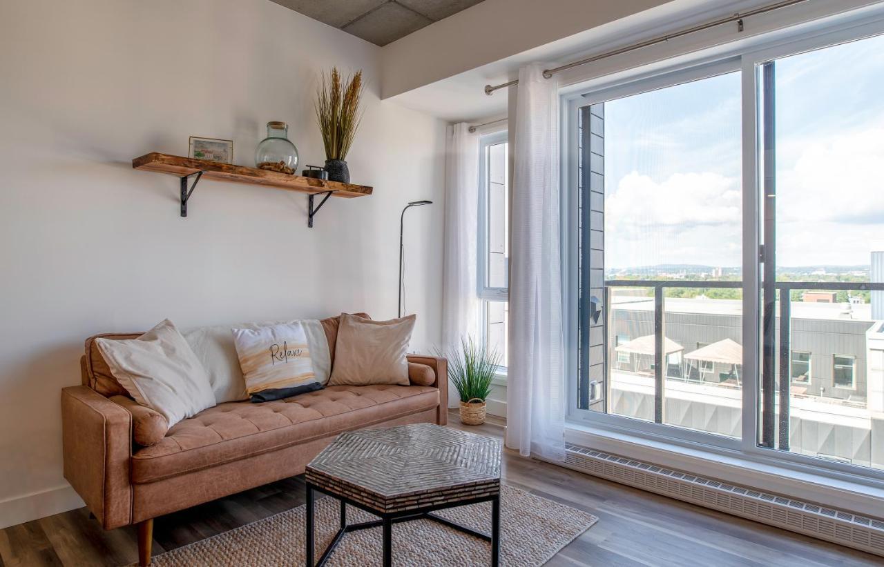 Apartment Le 908, Suberbe Neuf Avec Piscine *